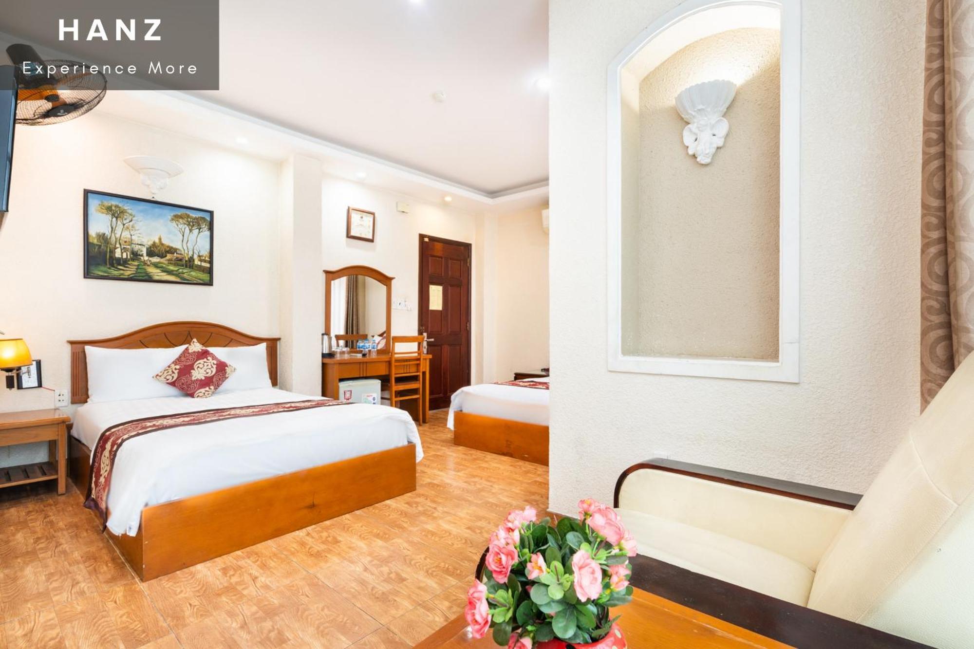 Hanz Queen Airport Hotel Saigon Хошимин Екстериор снимка