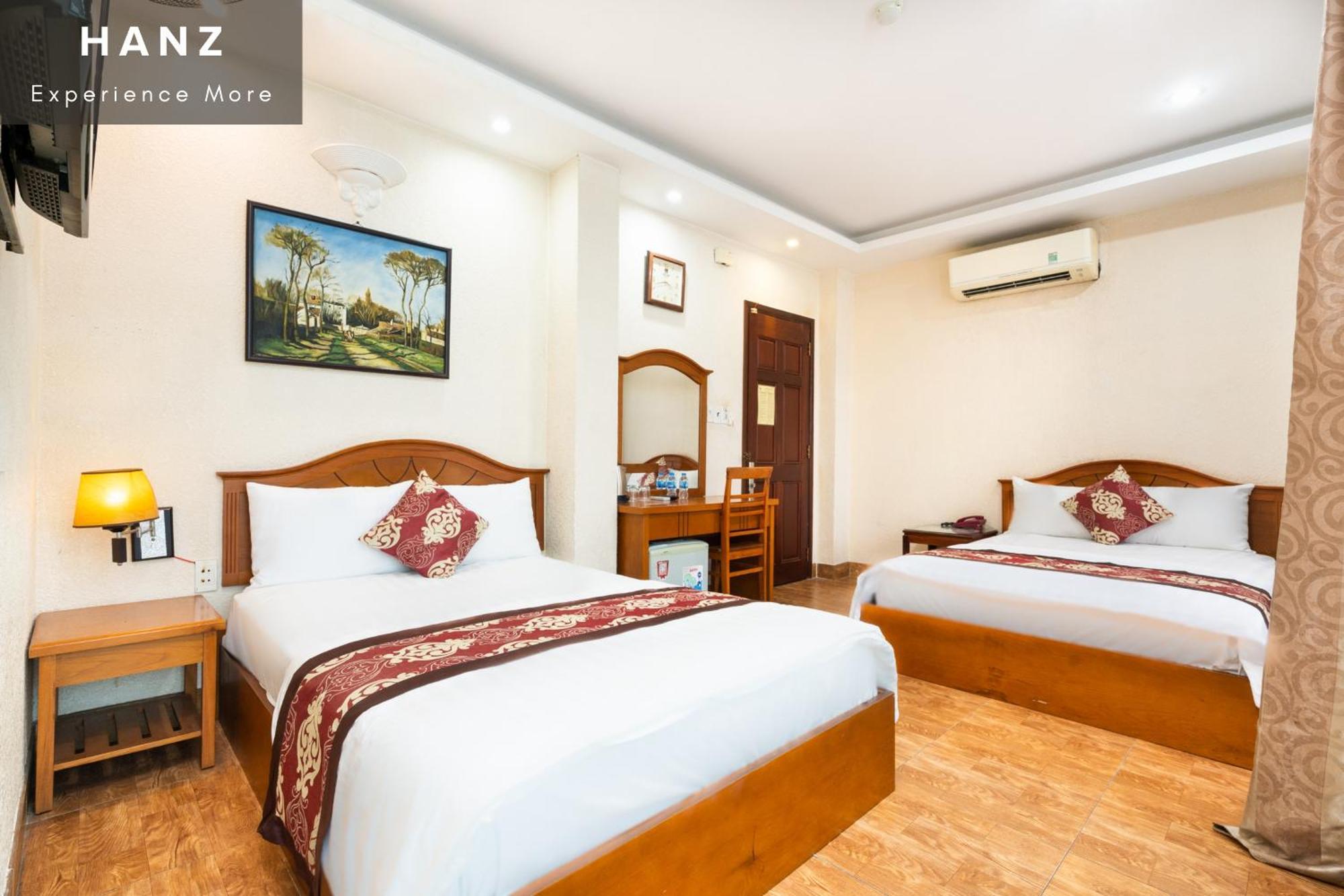Hanz Queen Airport Hotel Saigon Хошимин Екстериор снимка